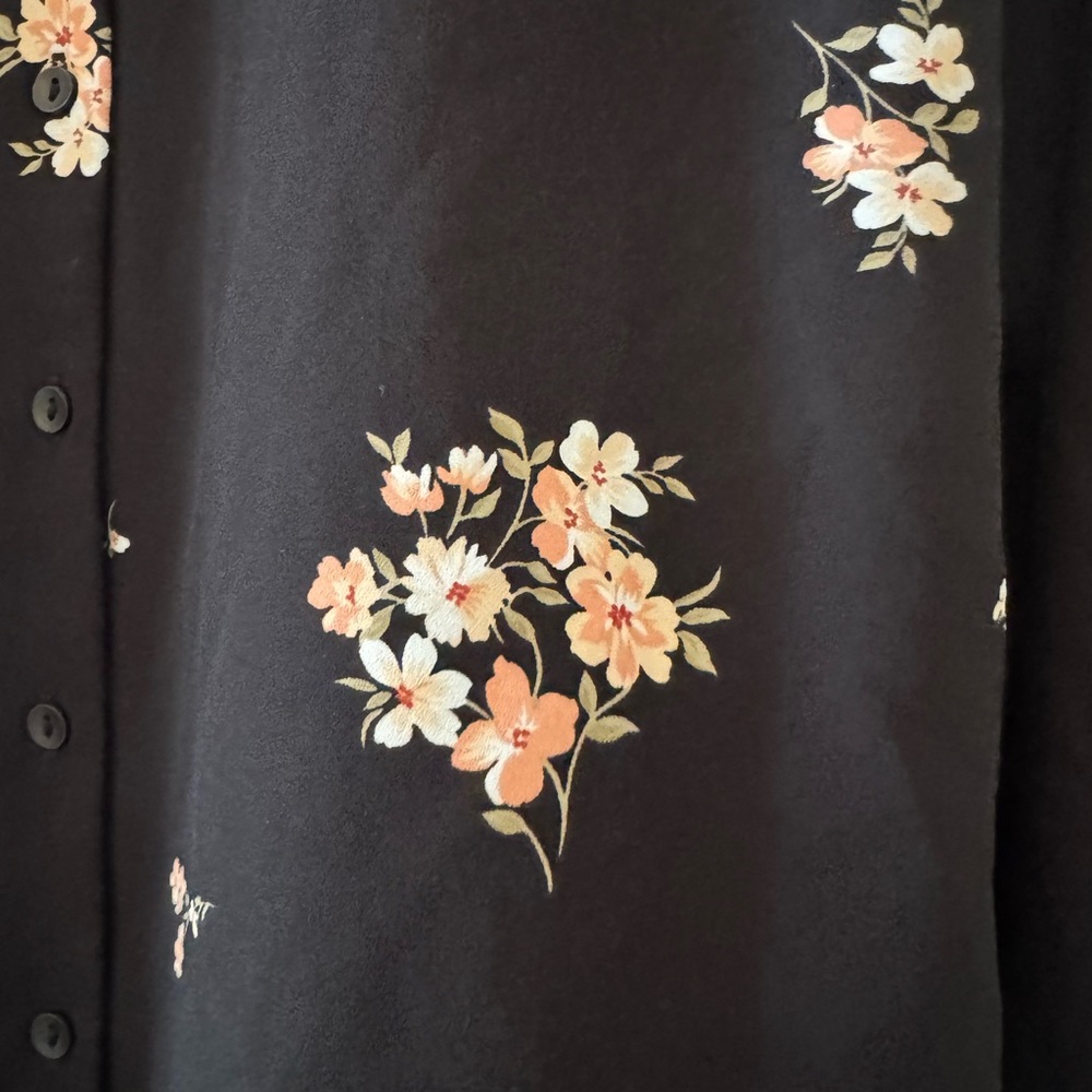 41 Hawthorn Black Floral Blouse with Stud Accents - Picture 7 of 9